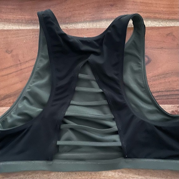 Athleta High-Neck Reversible Swimsuit (top & bottoms) Size M - Picture 3 of 6